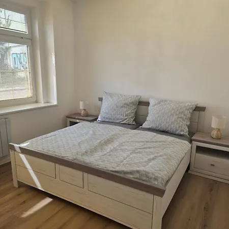 Westwing Near To Airport דירה